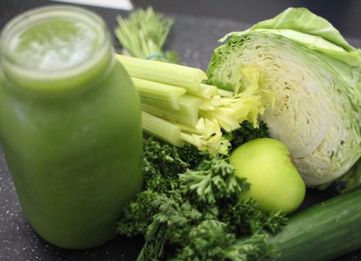 Feel The Experience Of Using Green Smoothie And Lose Your Weight