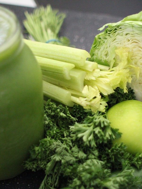 Feel The Experience Of Using Green Smoothie And Lose Your Weight
