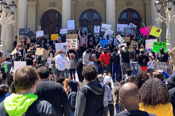 State Criminals in the Dock – Universal Protest on the Day of the Dead