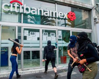 Mexico : Molotov cocktails thrown at Oaxaca newspaper editor’s home